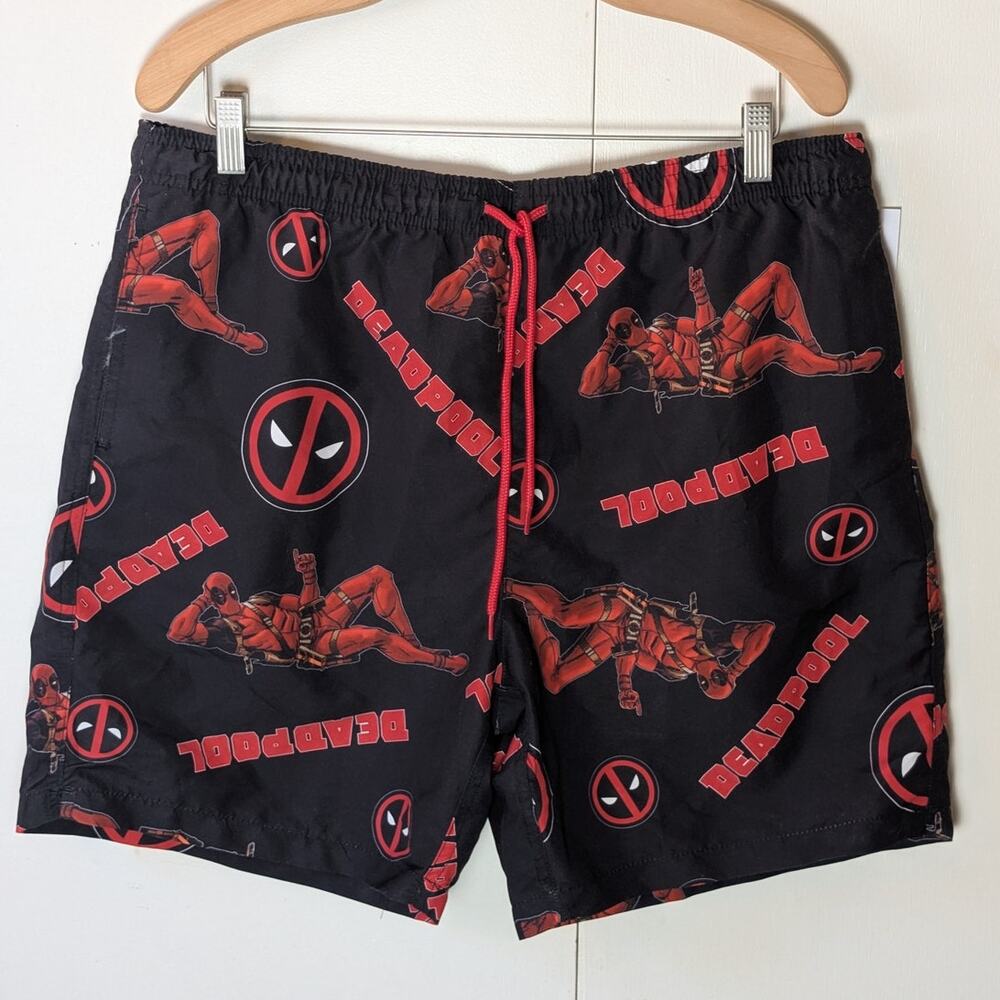 Marvel Deadpool Black Board Shorts Large